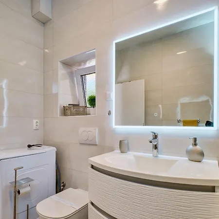 Apartman Regina Mali Losinj Exterior photo