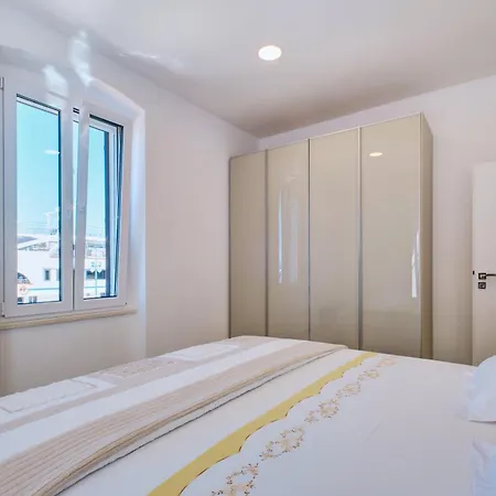 Apartman Regina Mali Losinj Exterior photo
