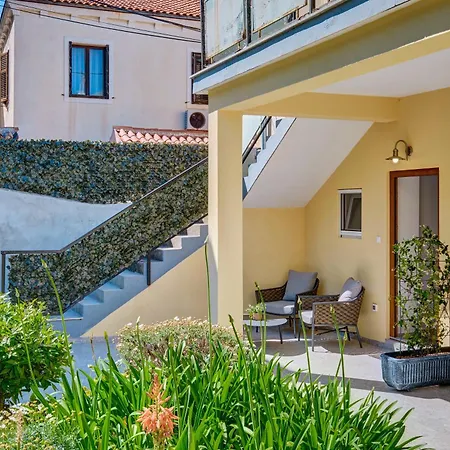 Apartman Regina Mali Losinj Exterior photo